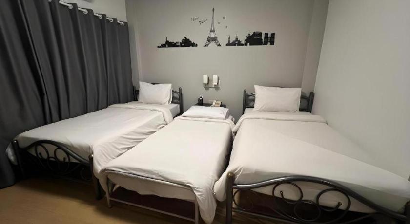 Hotel Intown 3*